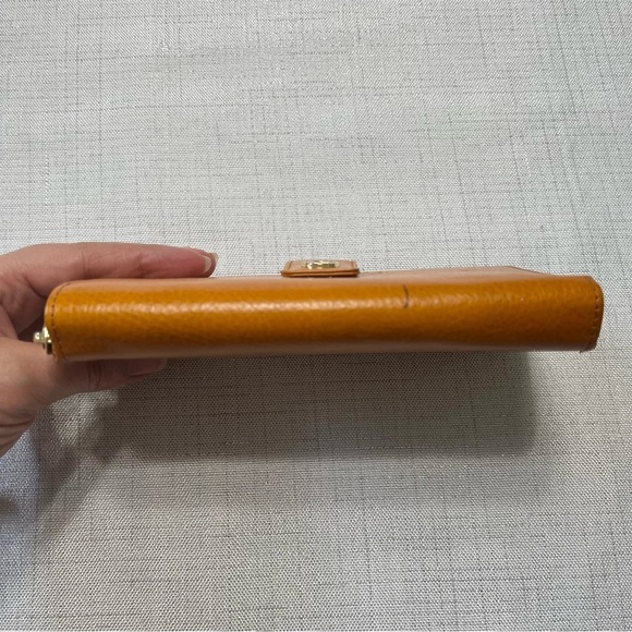 Valentina Genuine Leather Wallet Zip Around Button Multi Card Slots Italy - Picture 2 of 10